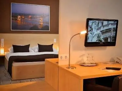 Promenade Hotel By Mellow Mood Hotels Hotell 3*