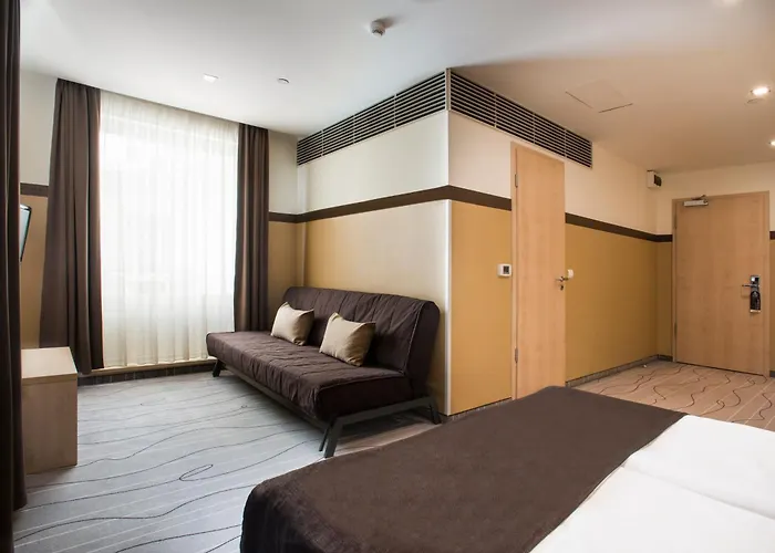 Promenade Hotel By Mellow Mood Hotels