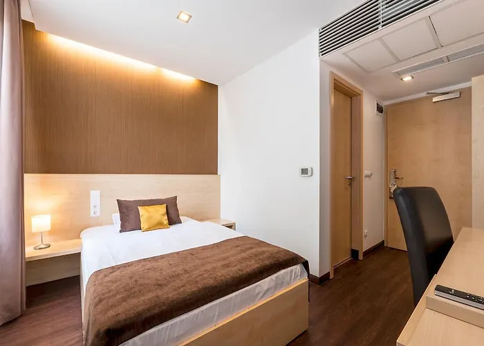Hotell Promenade Hotel By Mellow Mood Hotels 3*