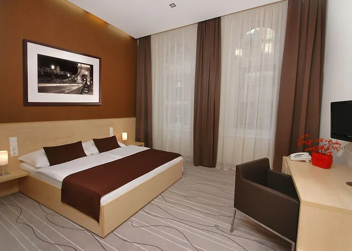 Promenade Hotel By Mellow Mood Hotels 3*