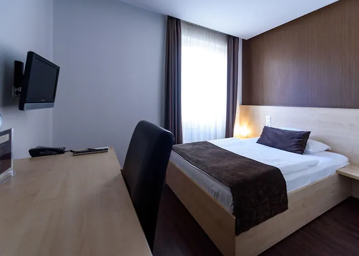Promenade Hotel By Mellow Mood Hotels 3*