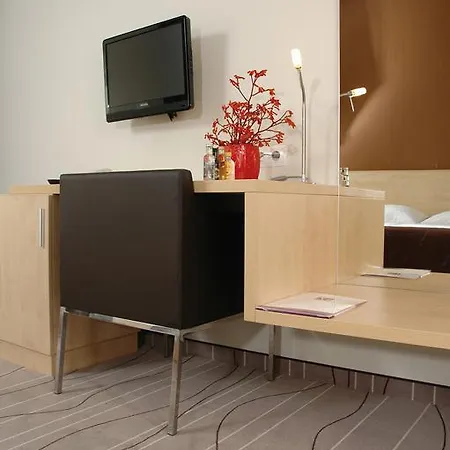 Otel Promenade 3*