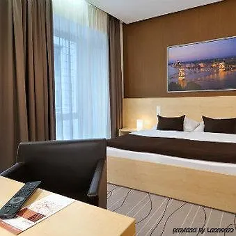 Promenade By Mellow Mood